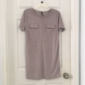 👗#9 Faux suede shift dress w/ pockets.